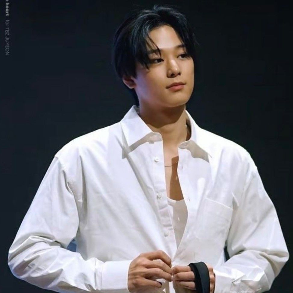 Momen yang diabadikan oleh penggemar Juyeon (THE BOYZ)