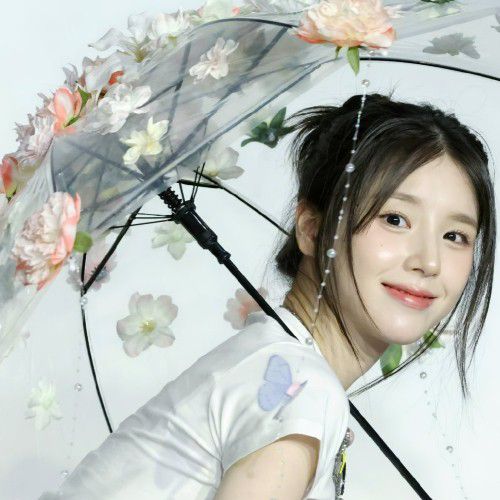 Latest photo of HeeJin (ARTMS)