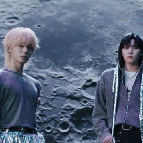 A moment captured by ONEUS's fan
