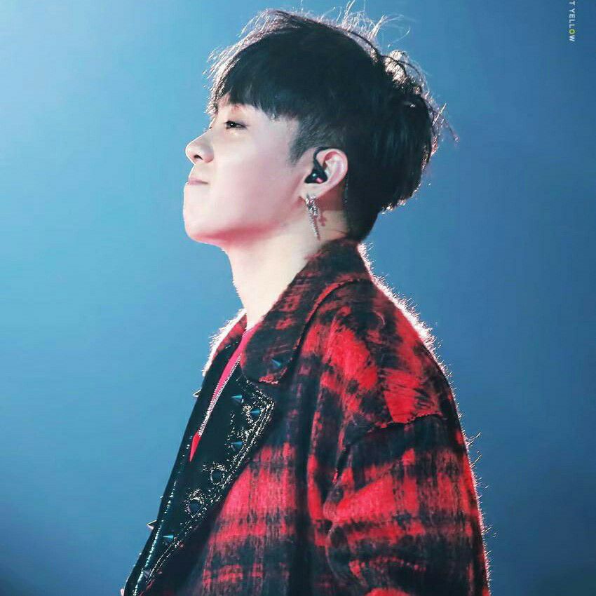 Behind-the-scenes cut of Eun Jiwon (SECHSKIES)