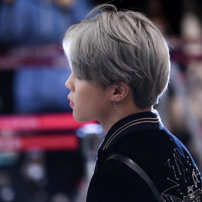 A moment captured by Jimin (BTS)'s fan