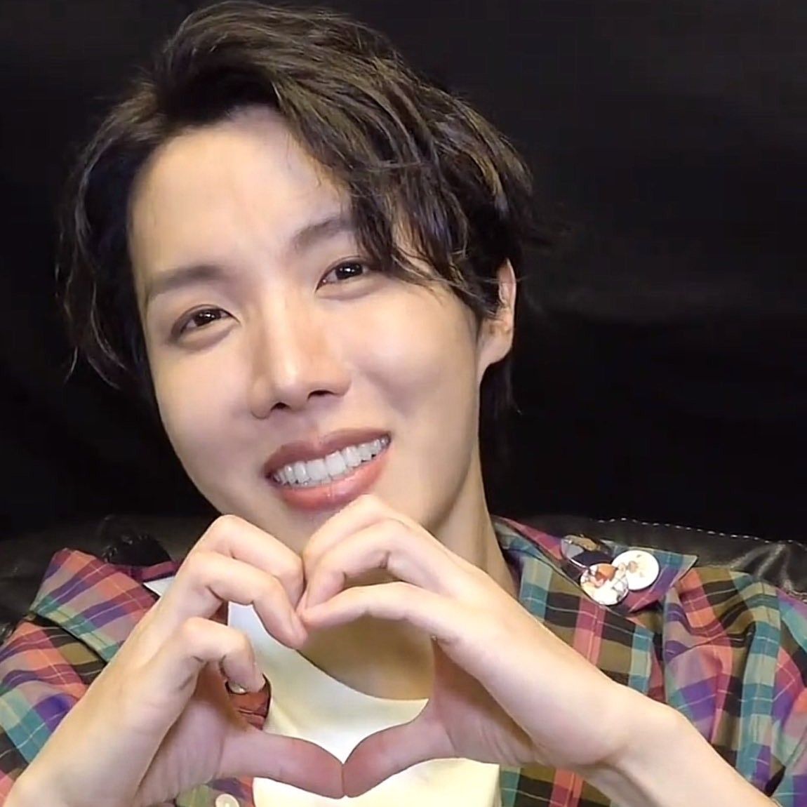J-hope (防彈少年團)的最新照片