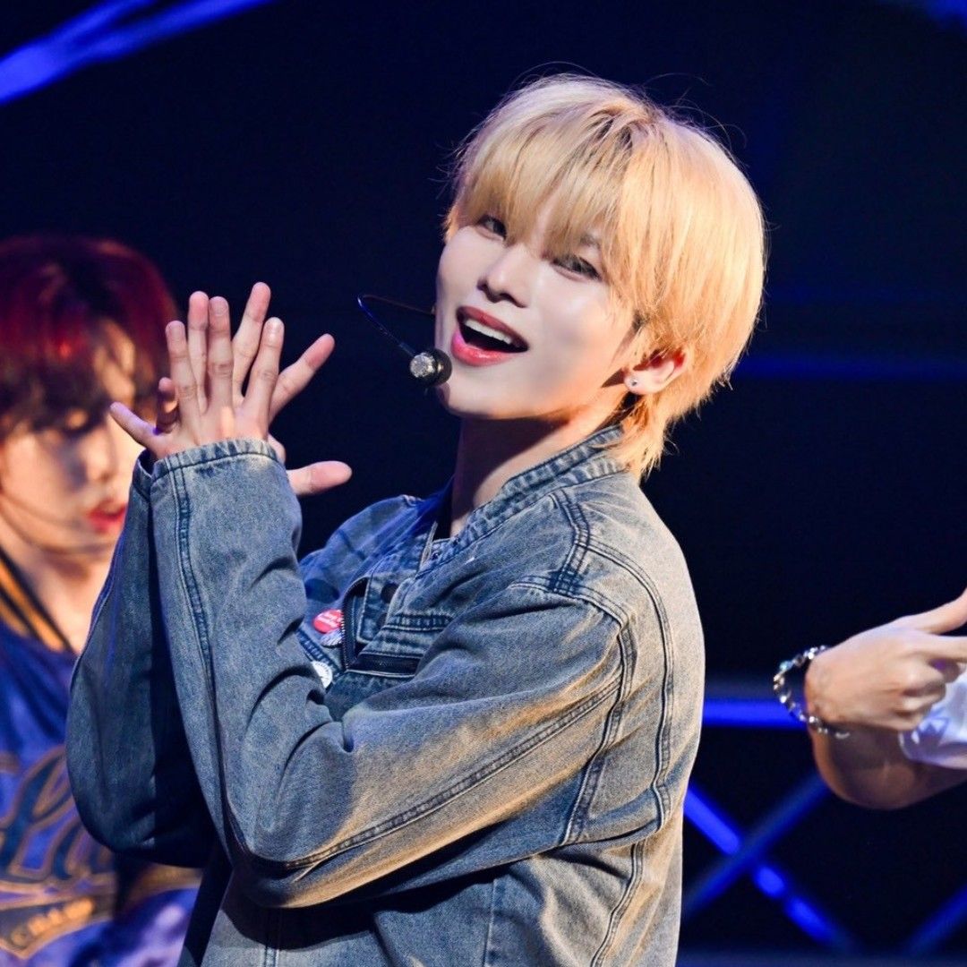 A moment captured by Doha (n.SSign)'s fan