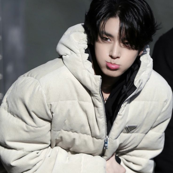 Latest photo of Jake (ENHYPEN)