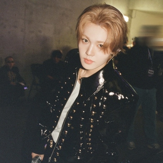 Recent activity shot of Doyoung (TREASURE)