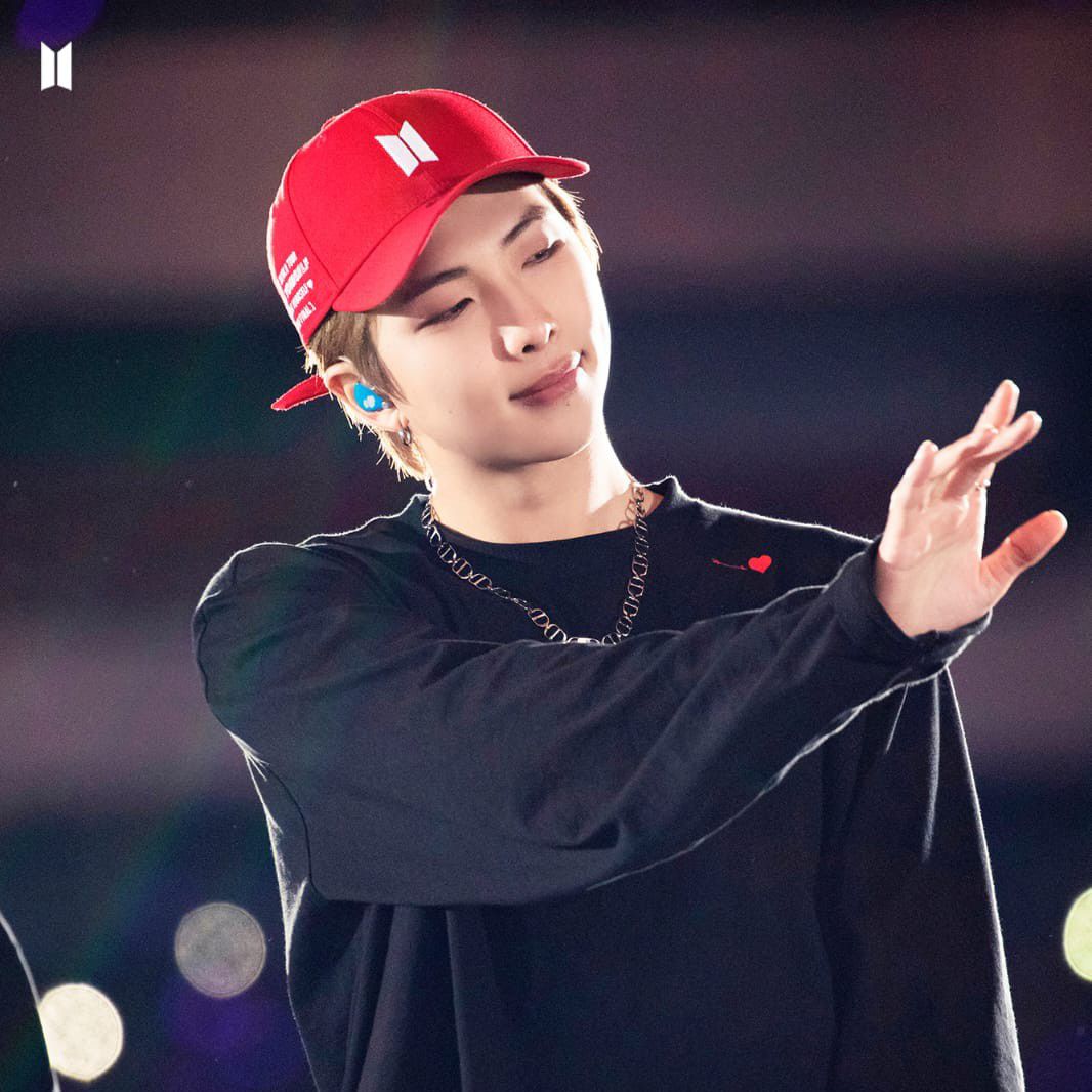 Behind-the-scenes cut of RM (BTS)