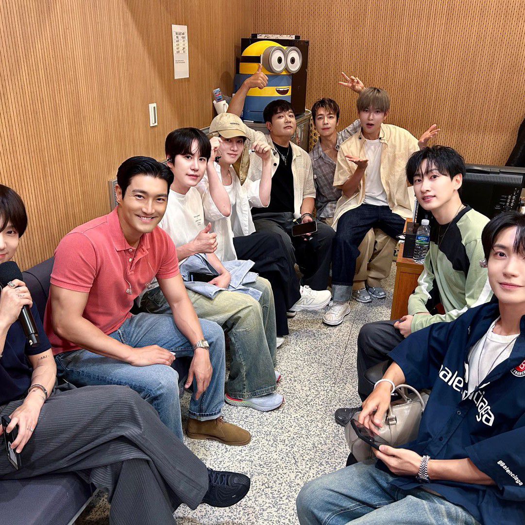 슈퍼주니어의 비하인드 컷