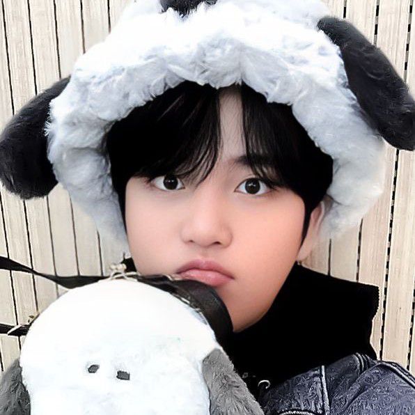 Recent activity shot of Jongho (ATEEZ)