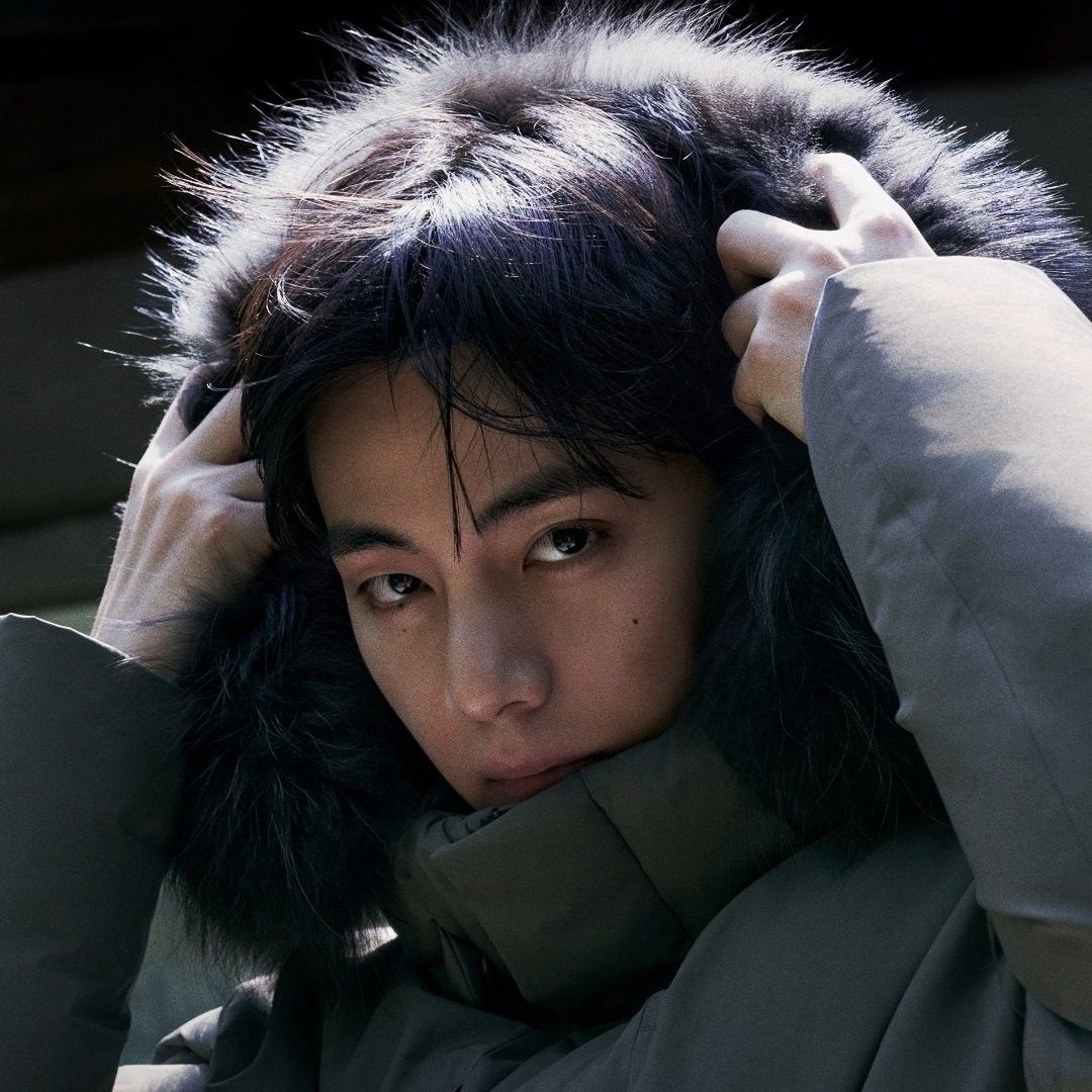 V (BTS)の最新写真