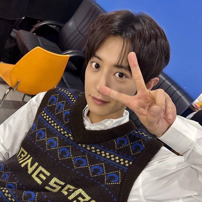 A moment captured by Chanyeol (EXO)'s fan