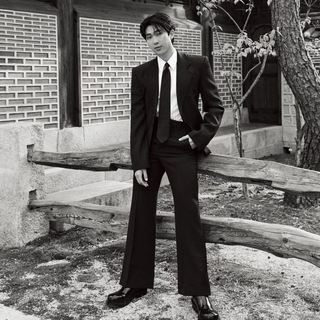 RM (防弹少年团)的最新照片