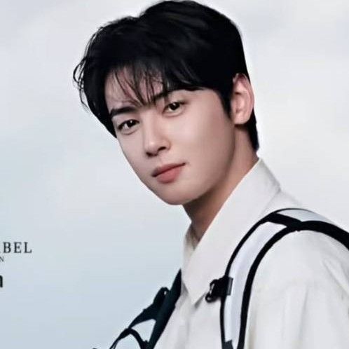 Recent activity shot of Eunwoo (ASTRO)