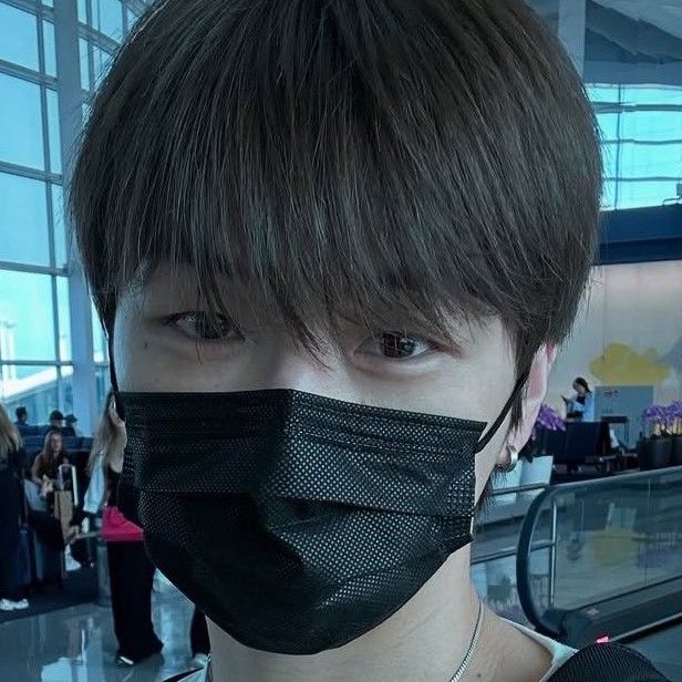Recent activity shot of Kang Daniel