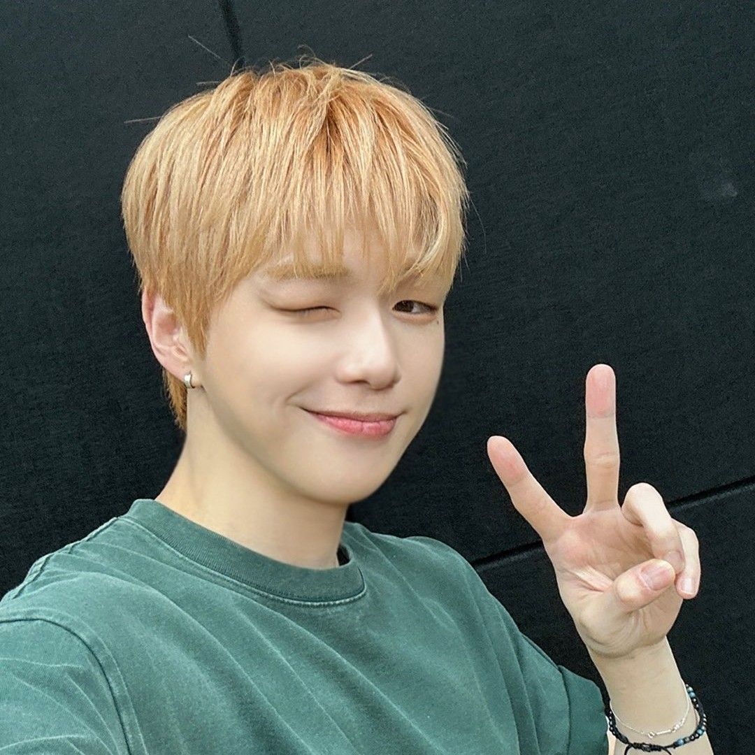 Latest photo of Kang Daniel