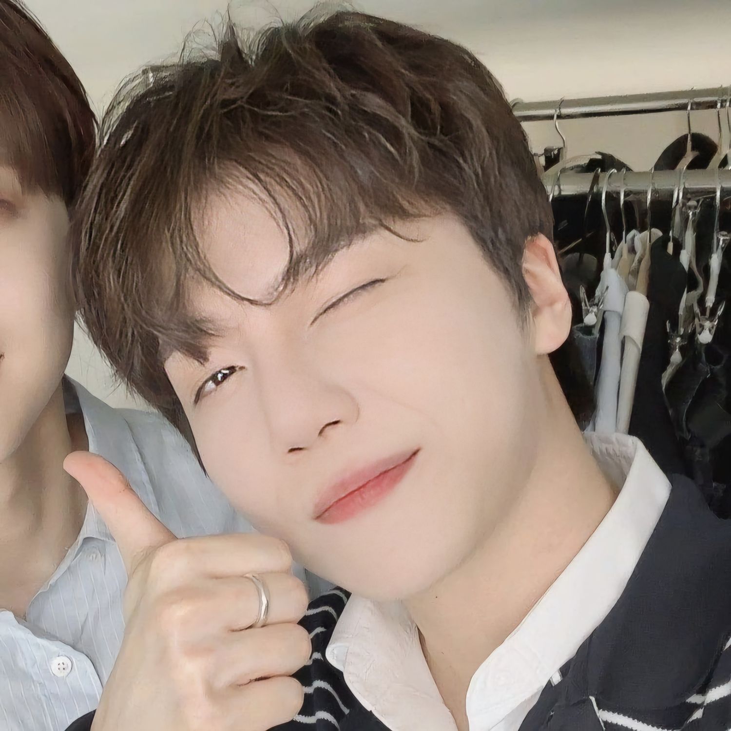 A moment captured by Jinho (PENTAGON)'s fan