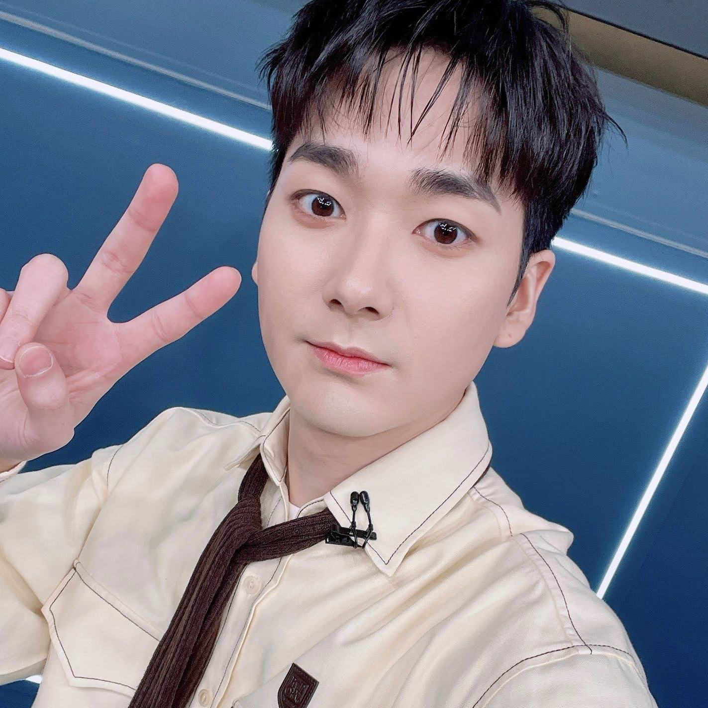 Latest photo of Aron