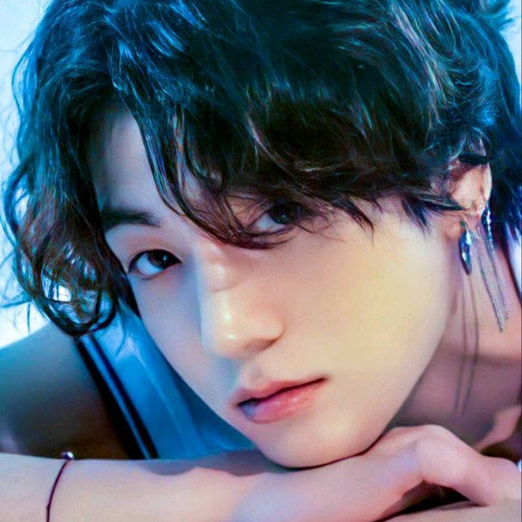 Latest photo of Jungkook (BTS)