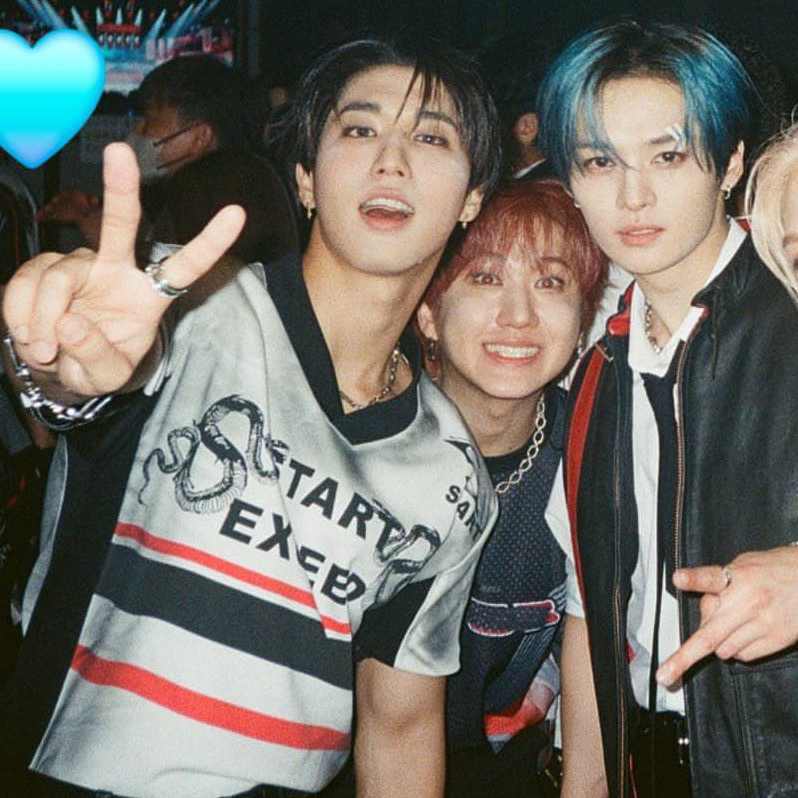 Behind-the-scenes cut of HAN (Stray Kids)