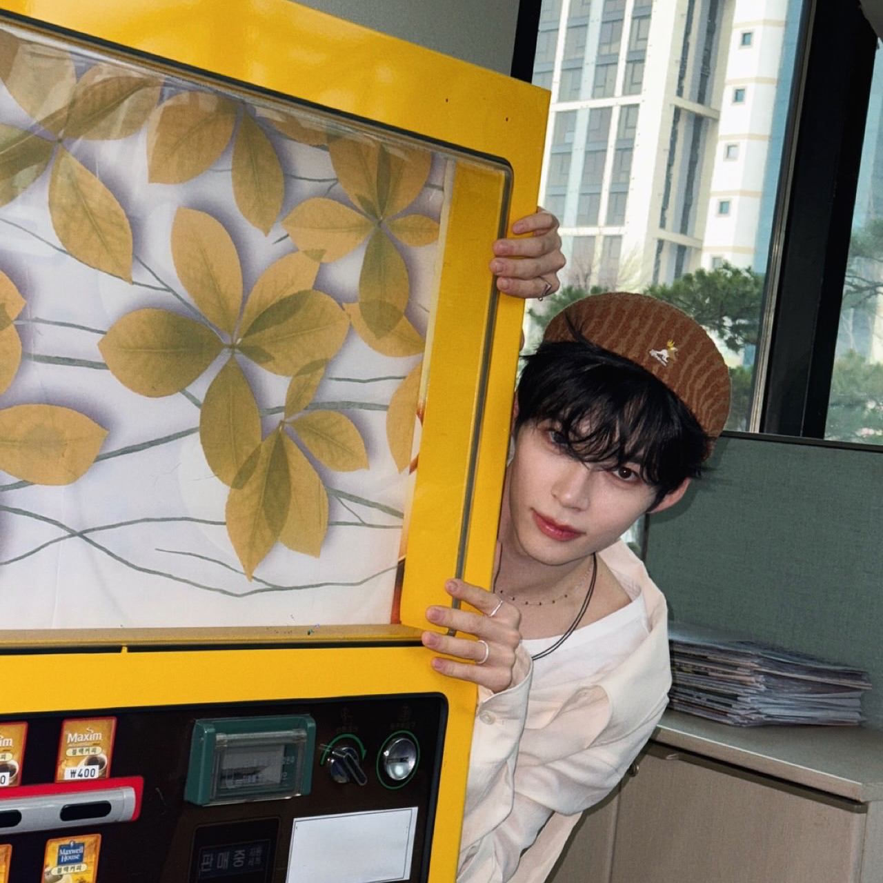 A moment captured by Sung Hanbin (ZEROBASEONE)'s fan