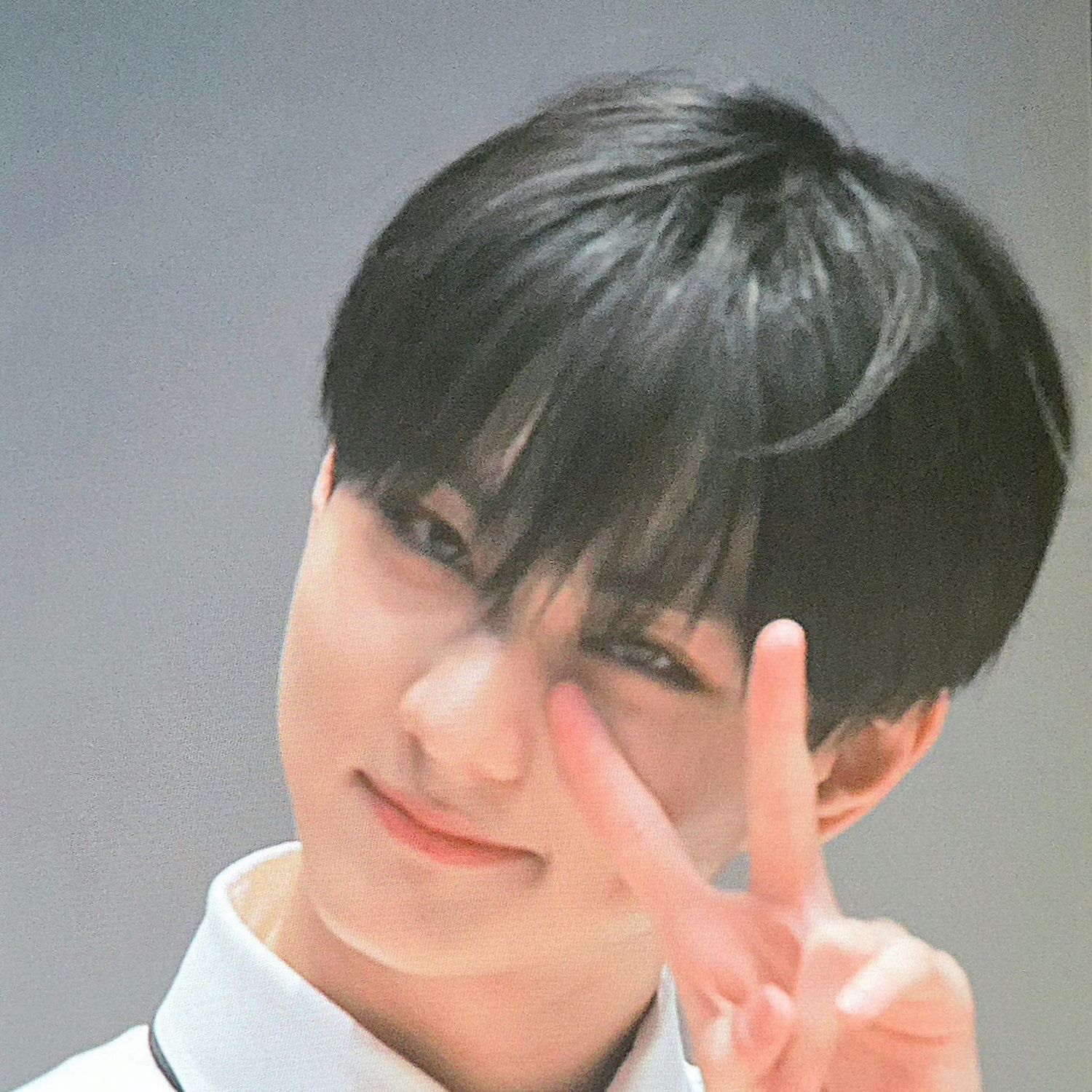 Foto terbaru Jungwon (ENHYPEN)