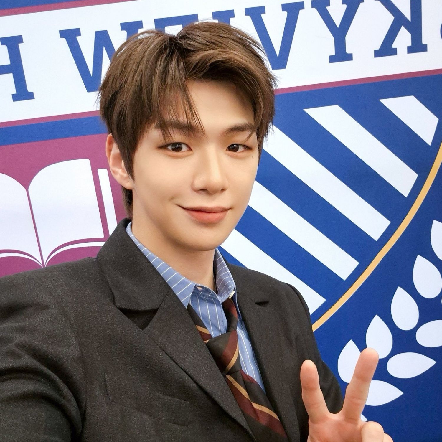 Latest photo of Kang Daniel