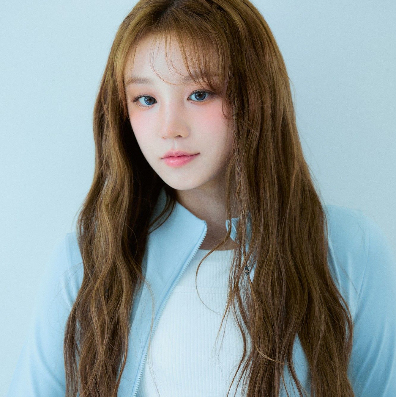 Latest photo of Yuqi (i-dle)