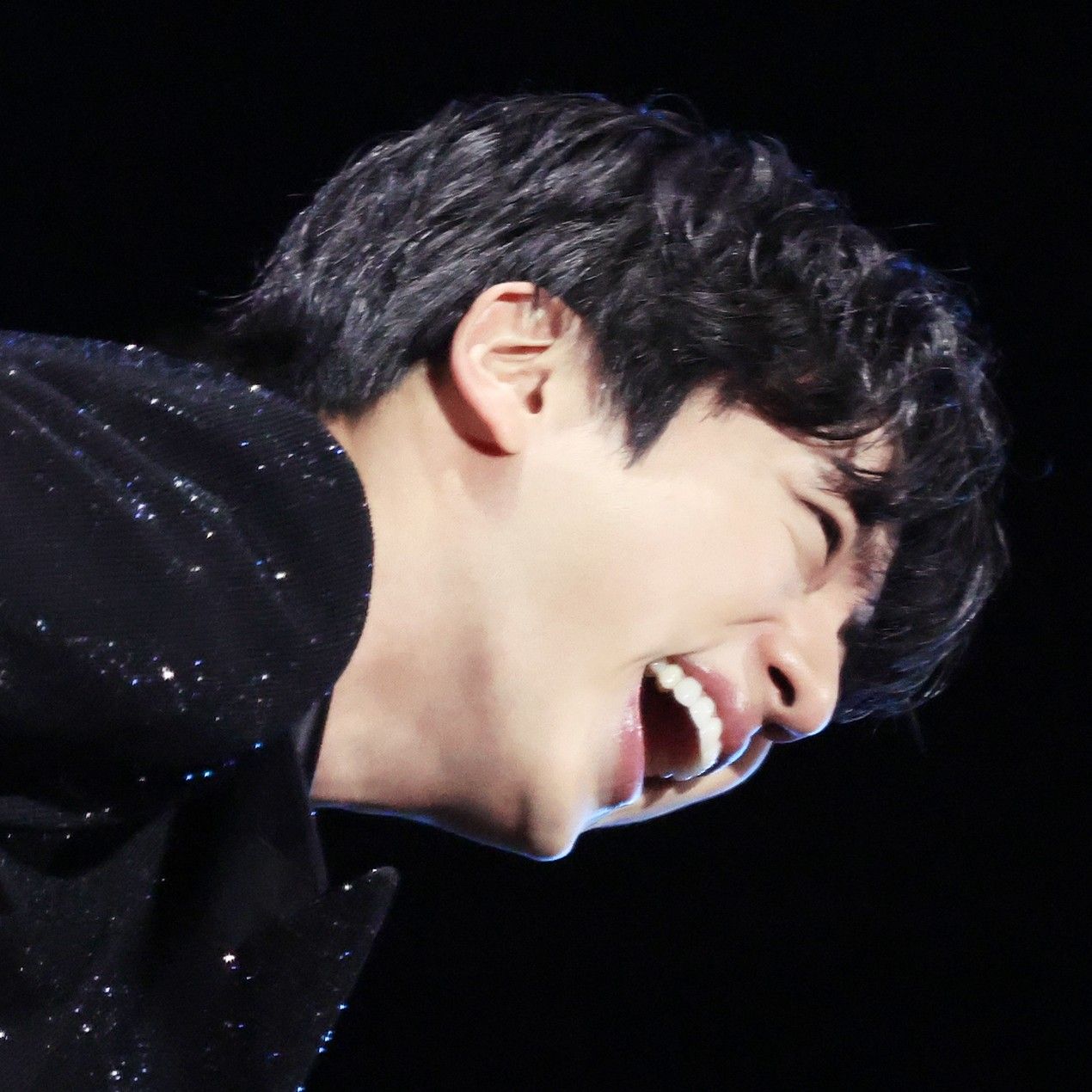 Foto aktivitas terbaru Jin (BTS)