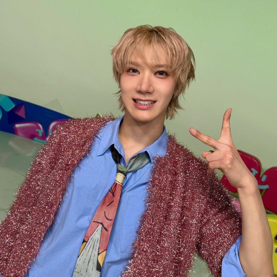 Recent activity shot of TEN (WayV)