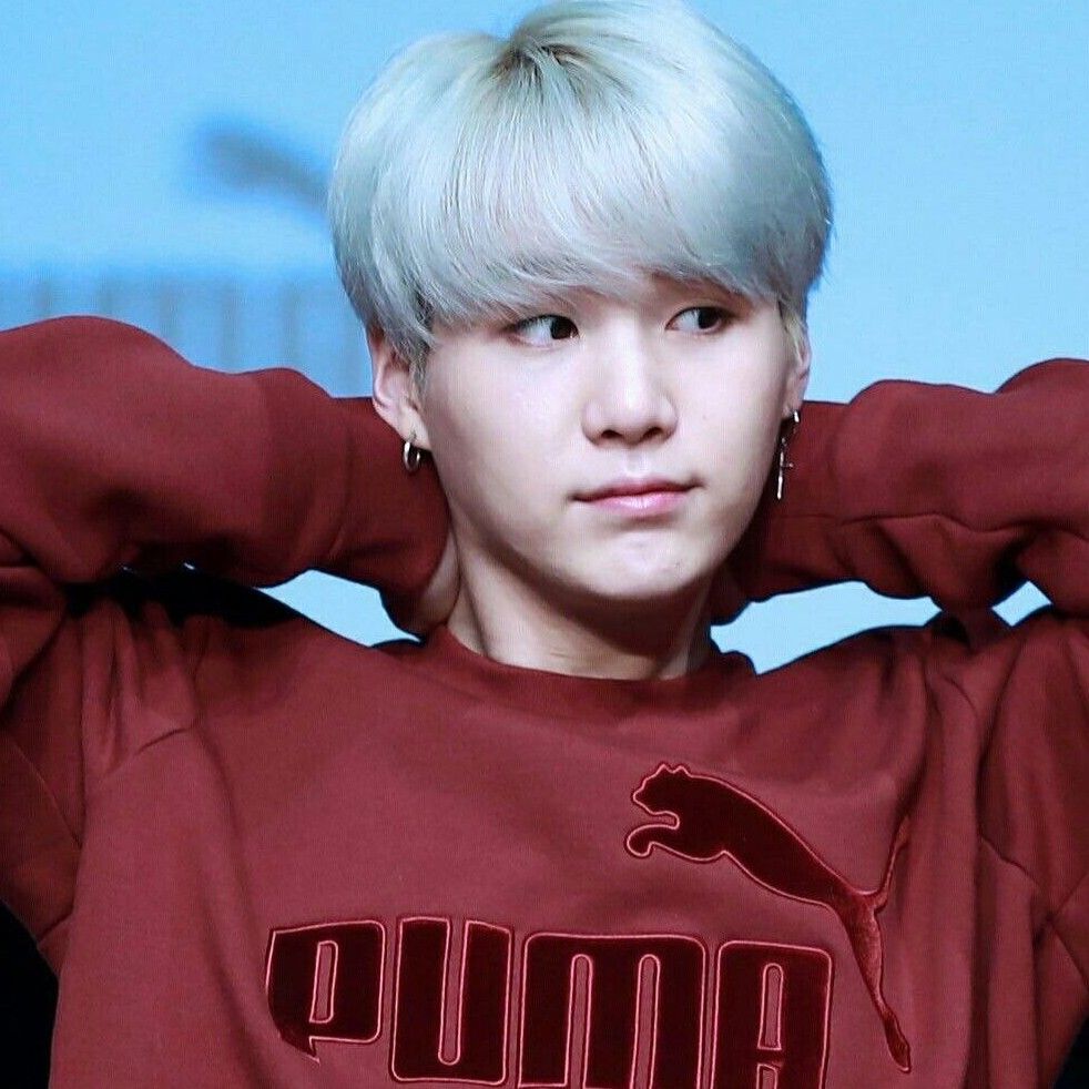 Behind-the-scenes cut of SUGA (BTS)