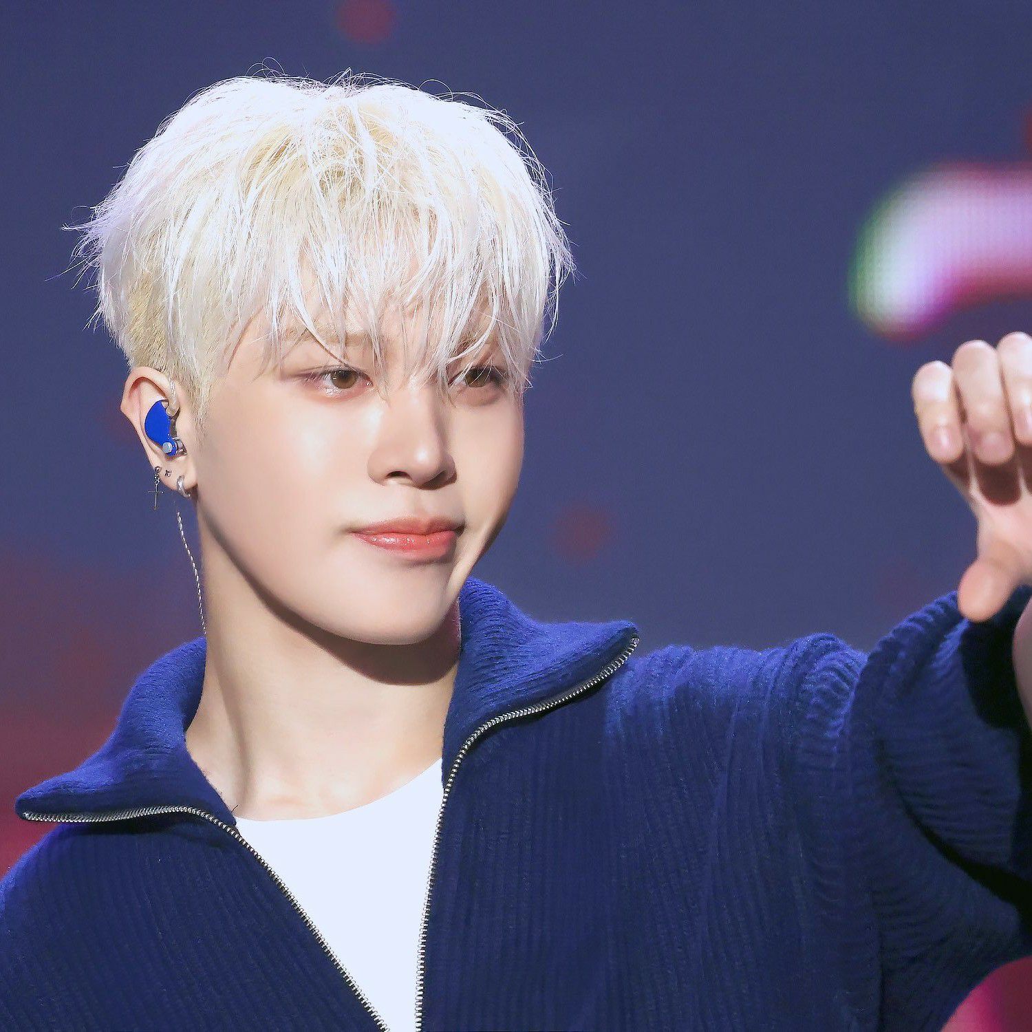 Foto aktivitas terbaru So Junghwan (TREASURE)