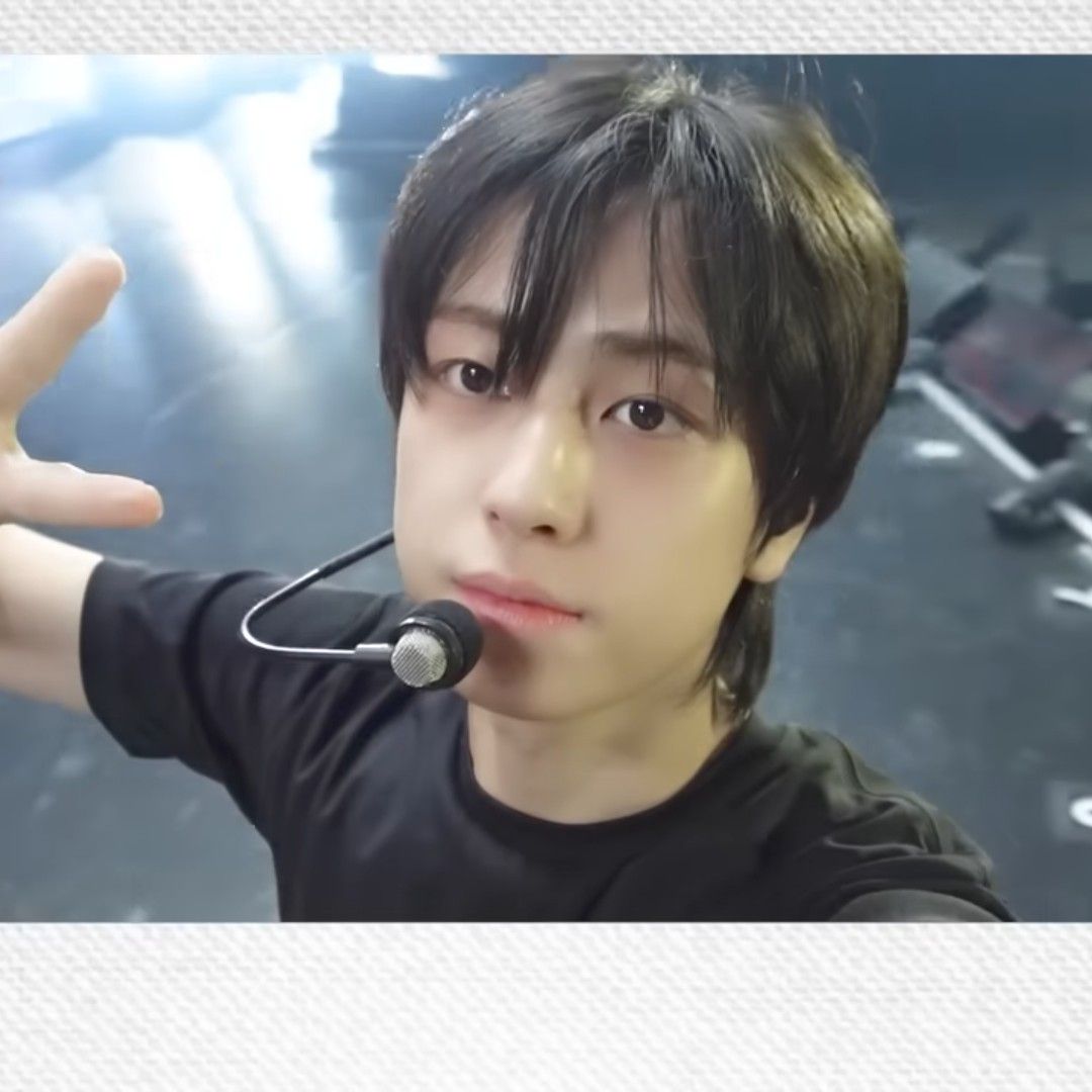 Behind-the-scenes cut of Taki (&TEAM)