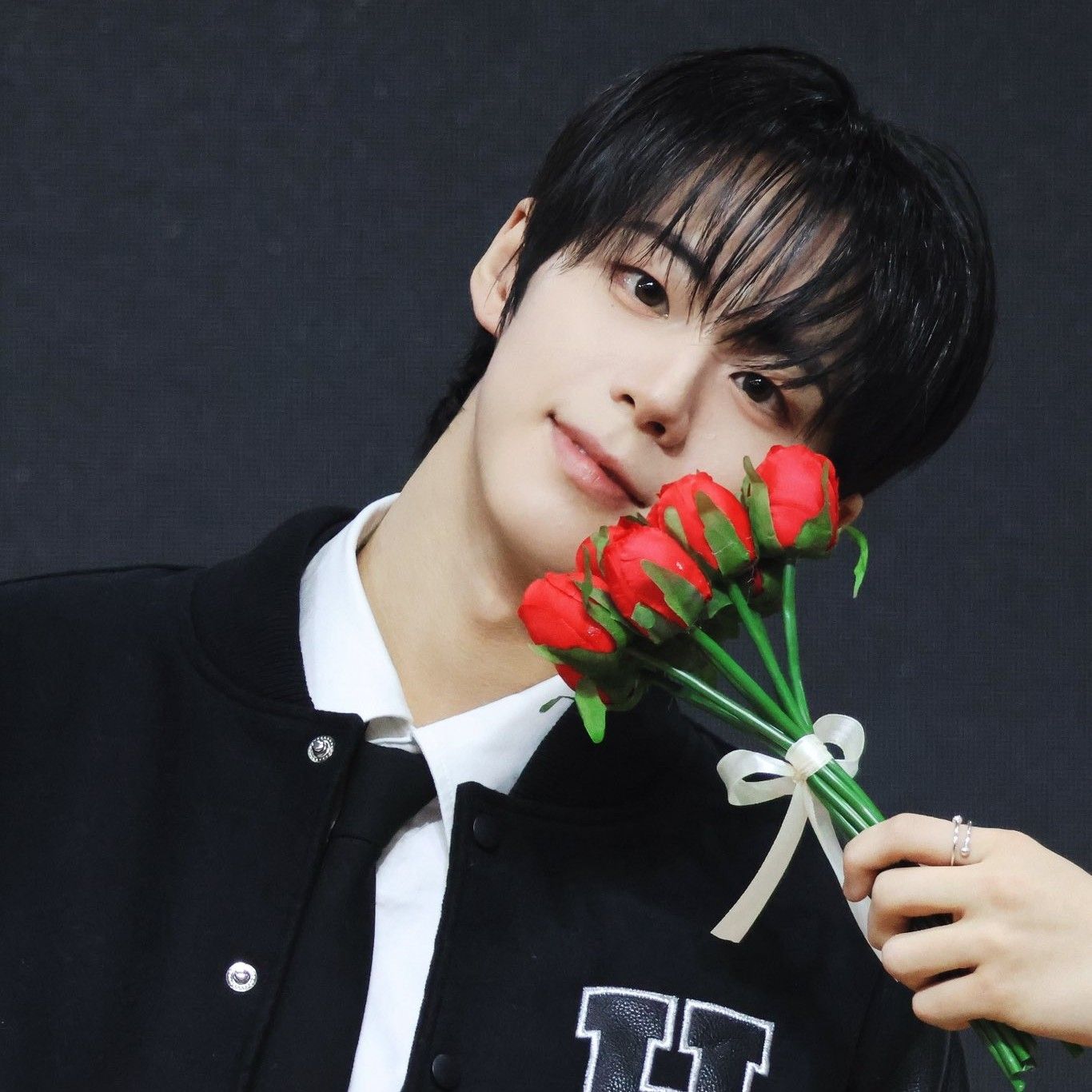 Behind-the-scenes cut of AHOF