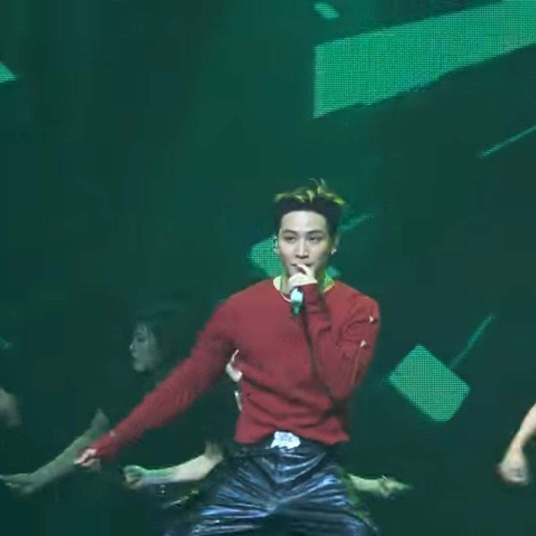 A moment captured by JAY B (GOT7)'s fan