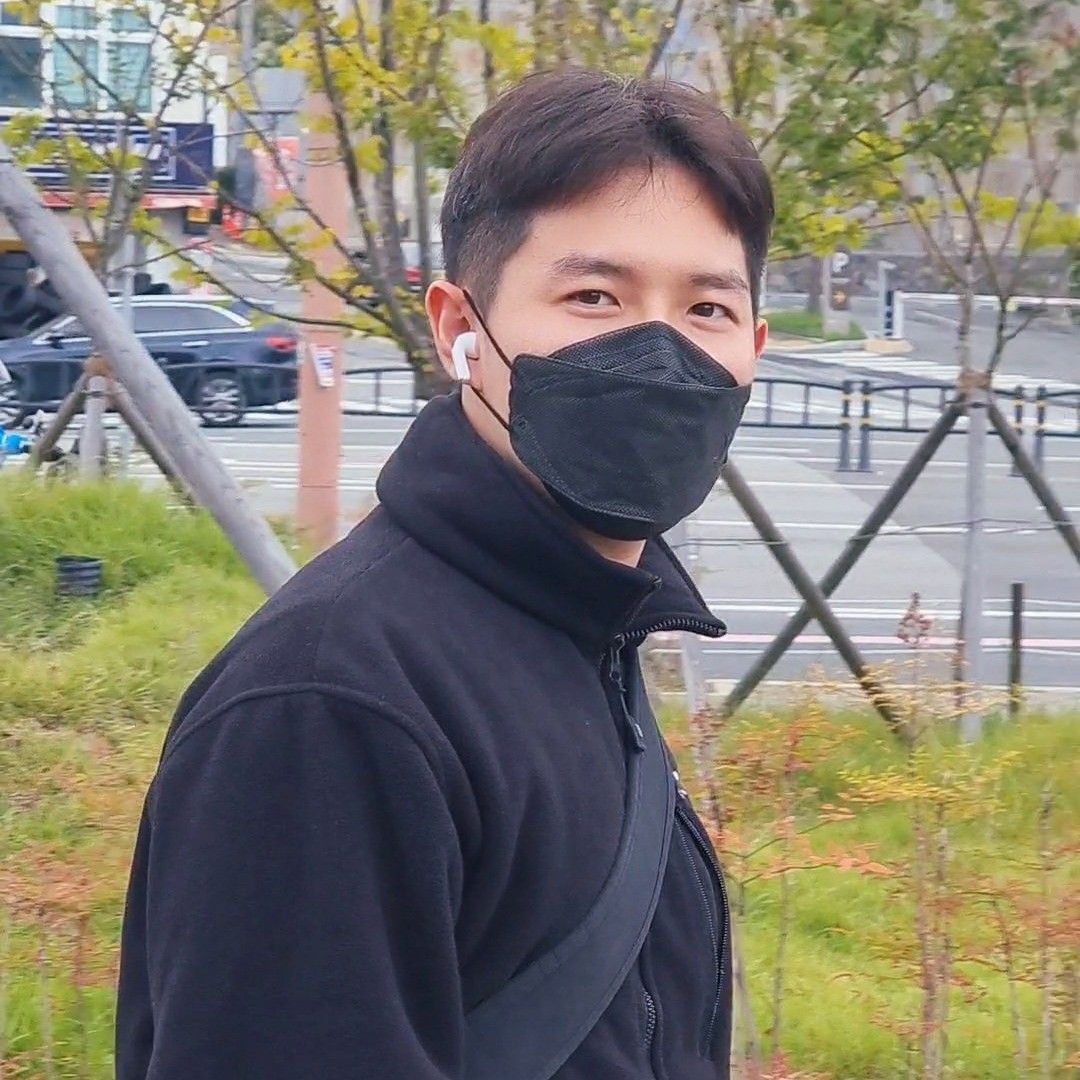 Recent activity shot of Kim Jaehwan