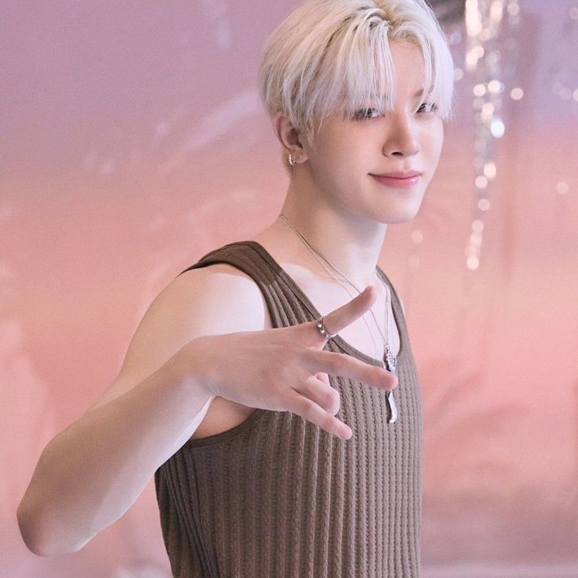 Momen yang diabadikan oleh penggemar TREASURE