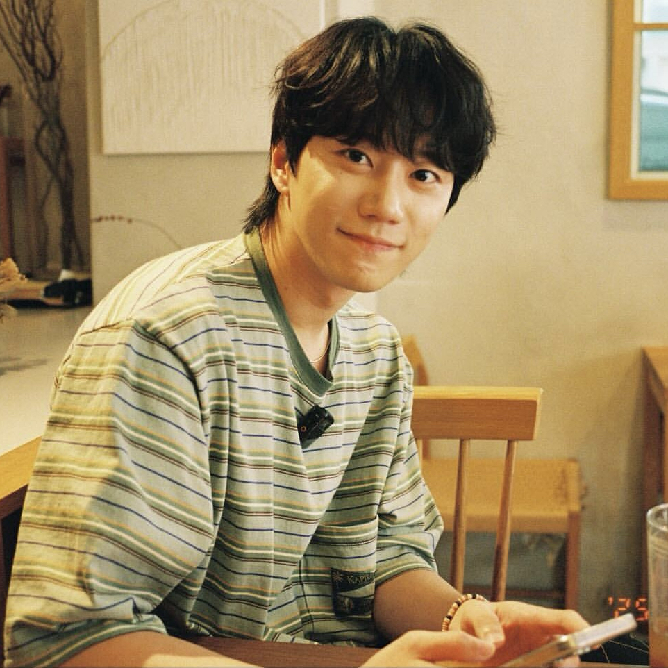 Recent activity shot of Lee Junyoung