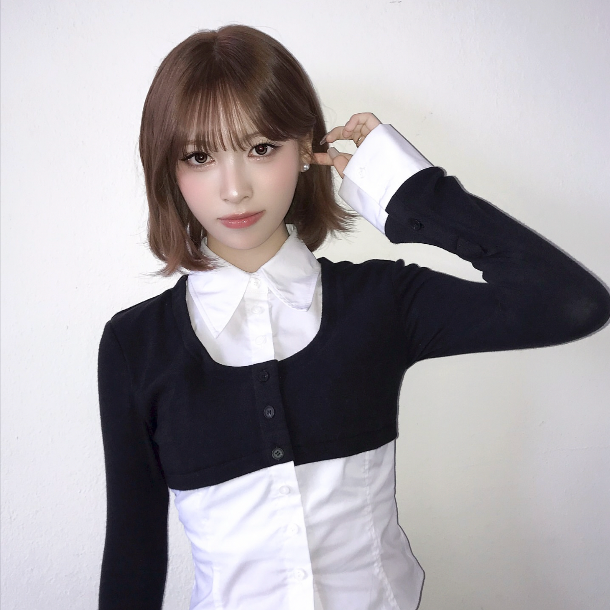 Behind-the-scenes cut of May (RESCENE)