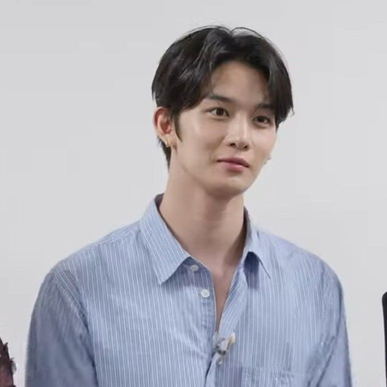 A moment captured by Bae Jinyoung's fan