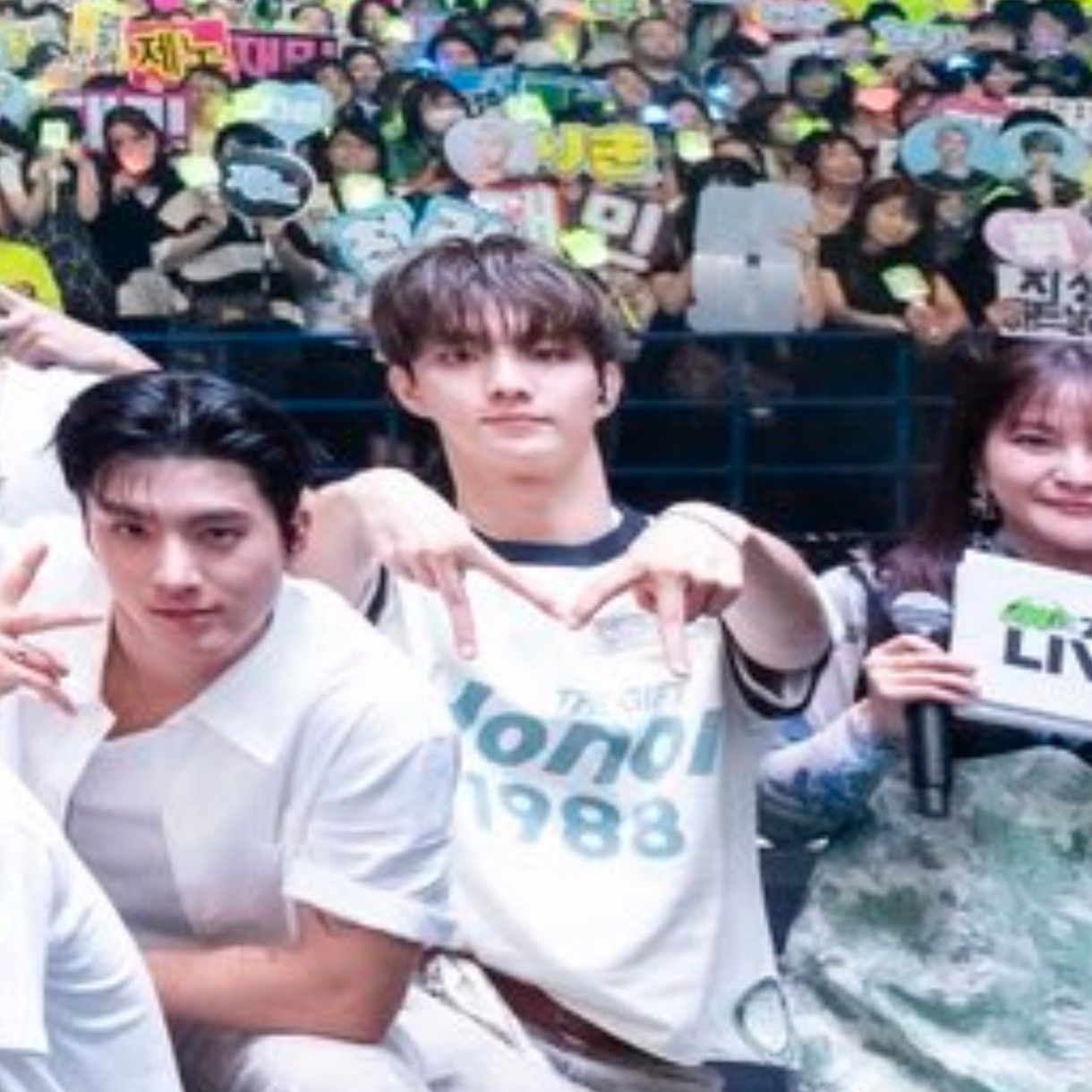 Behind-the-scenes cut of Q (THE BOYZ)