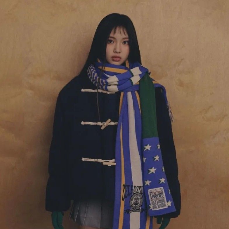 Recent activity shot of Hyein (NewJeans)