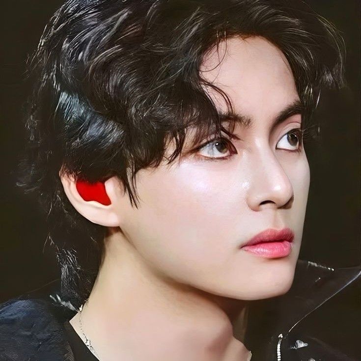 Foto terbaru V (BTS)