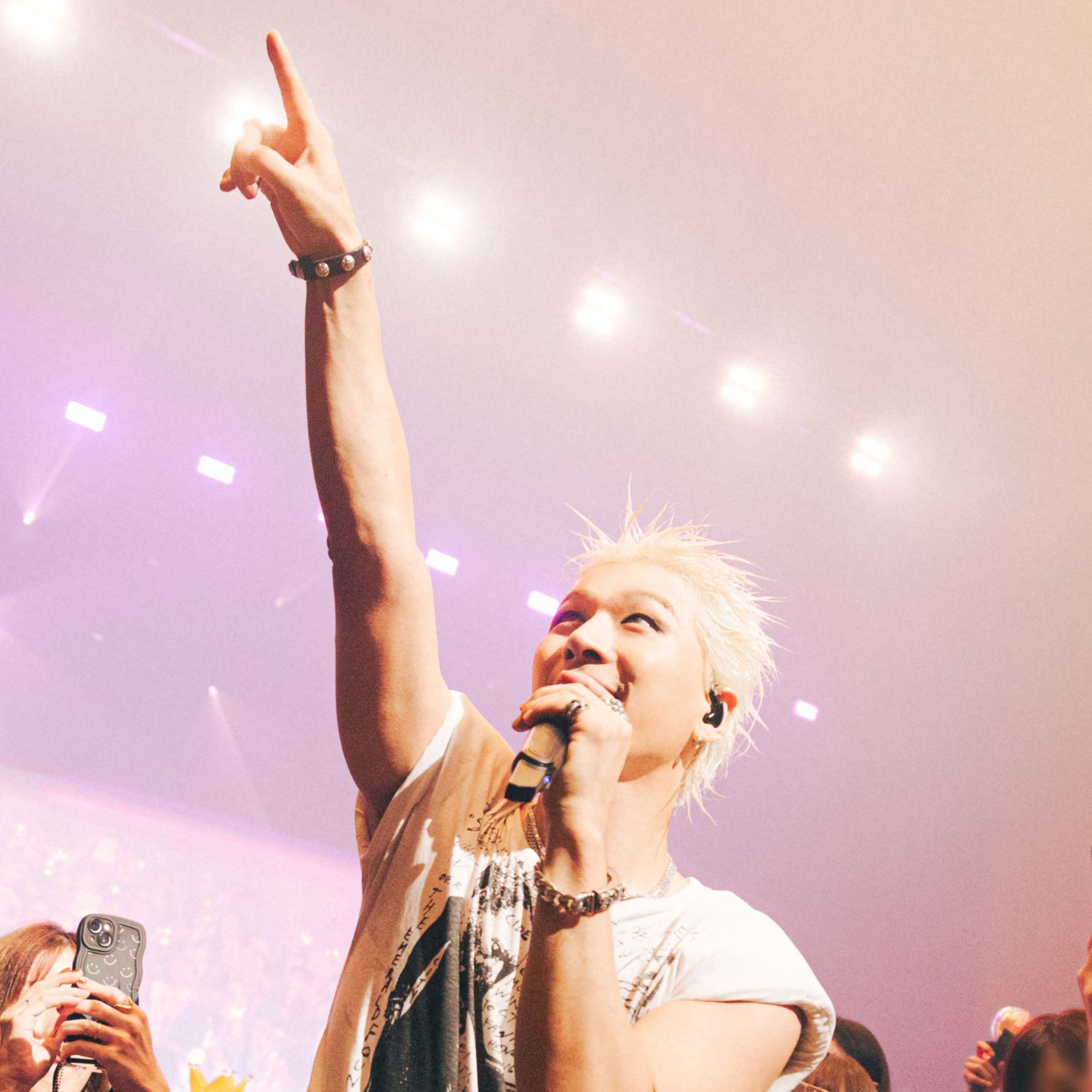 A moment captured by Taeyang (BIGBANG)'s fan