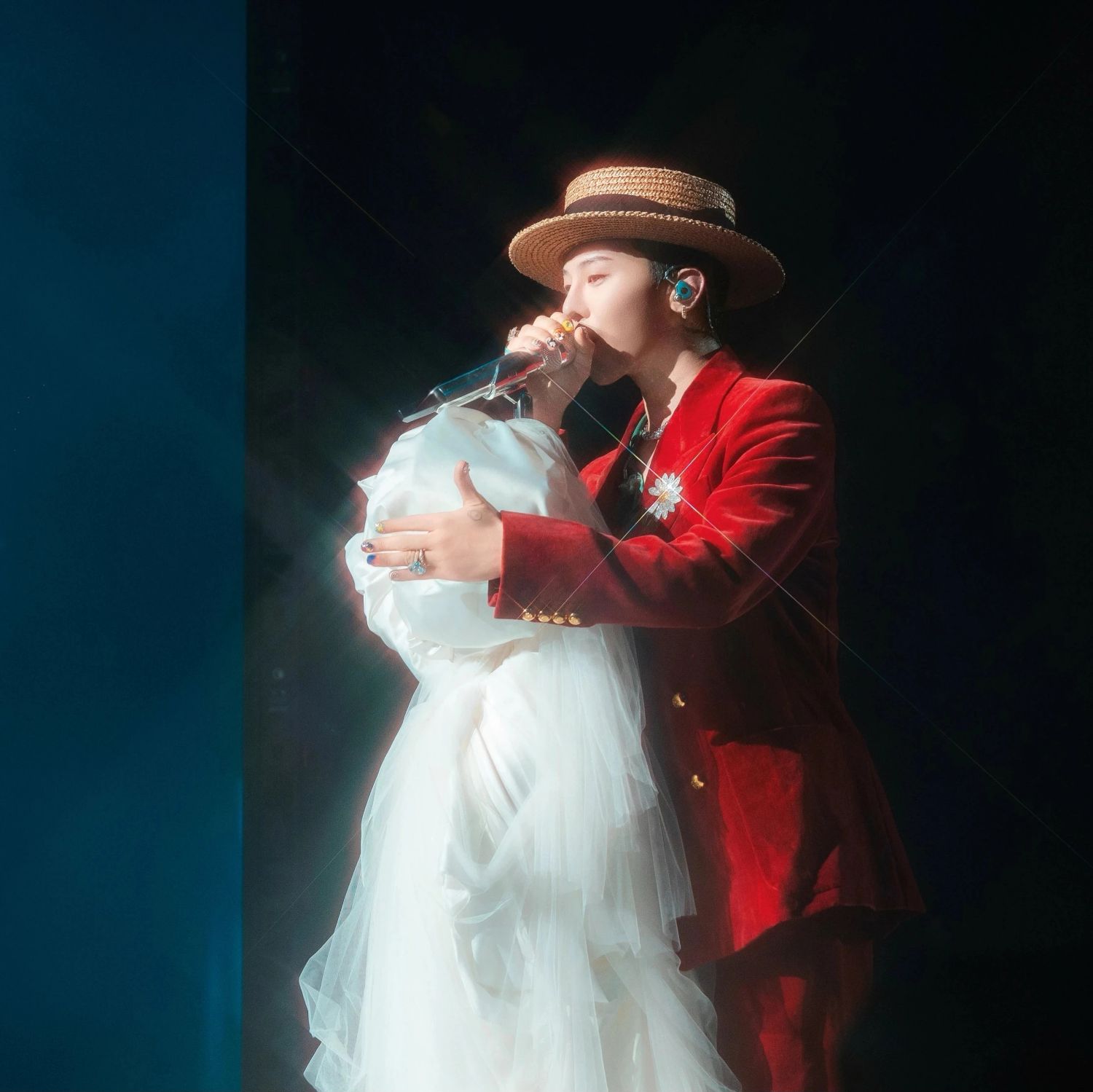 Latest photo of G-DRAGON (BIGBANG)