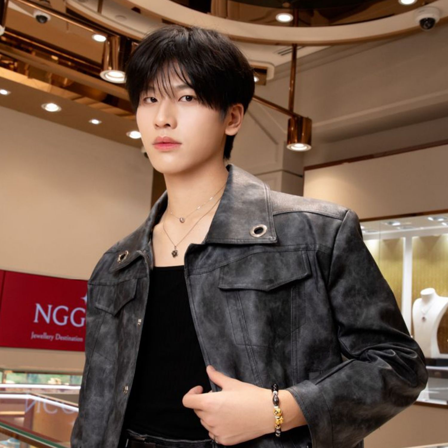 Latest photo of Shen (NexT1DE)