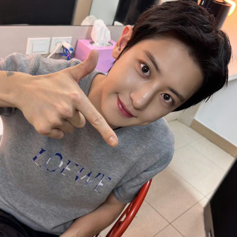 Momen yang diabadikan oleh penggemar Chanyeol (EXO)