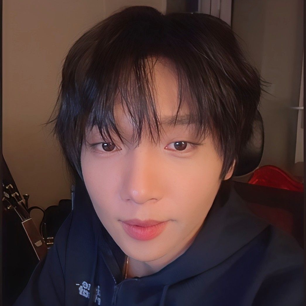Latest photo of Jeong Sewoon
