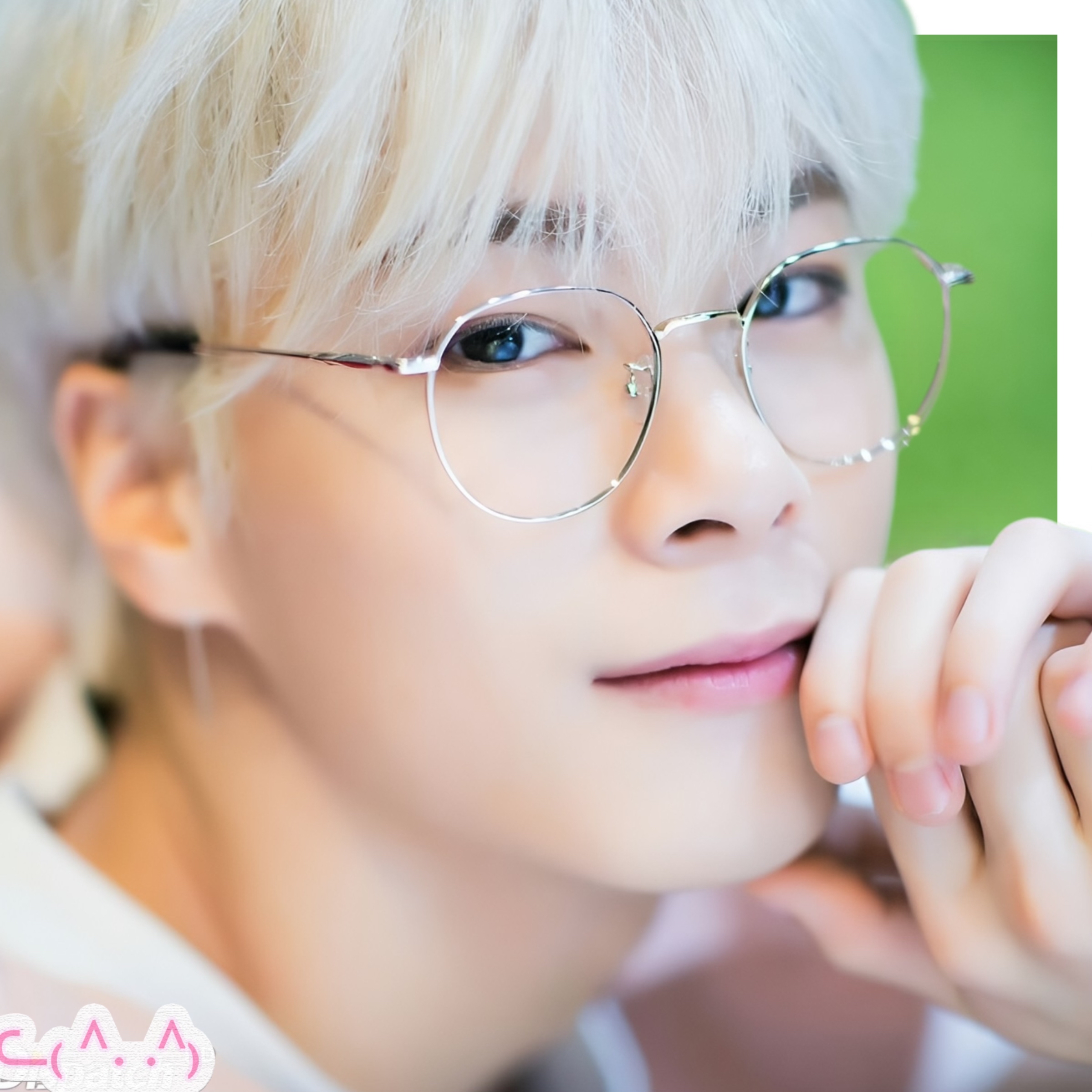 Behind-the-scenes cut of Moonbin (ASTRO)