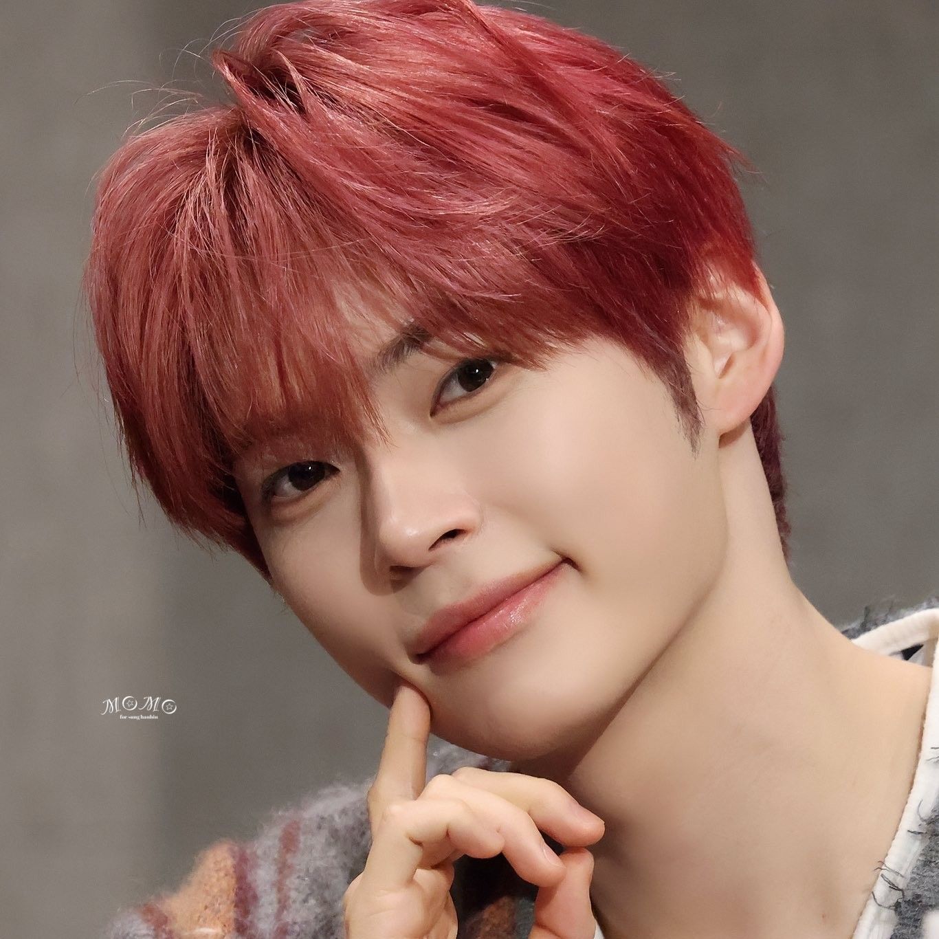 A moment captured by Sung Hanbin (ZEROBASEONE)'s fan