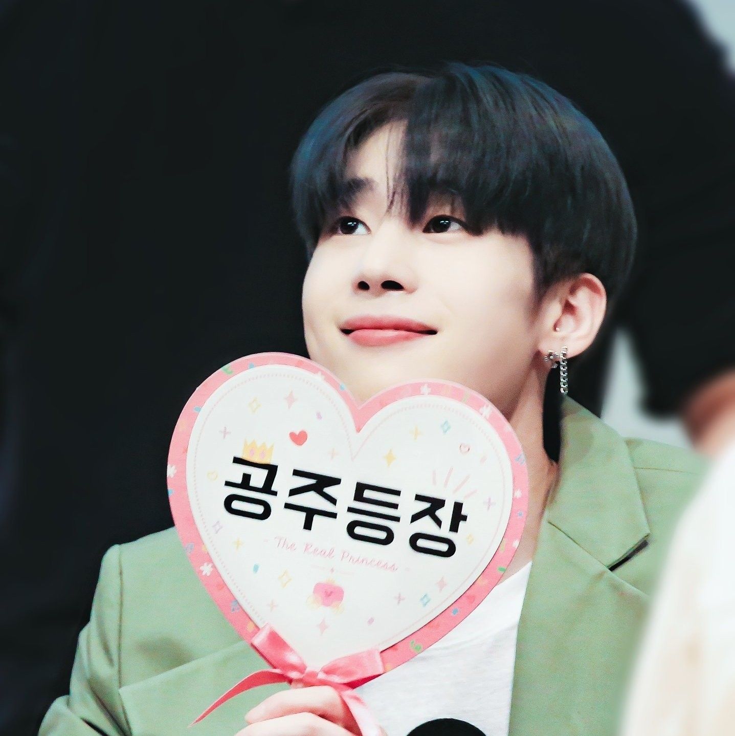 Recent activity shot of Han Seungwoo