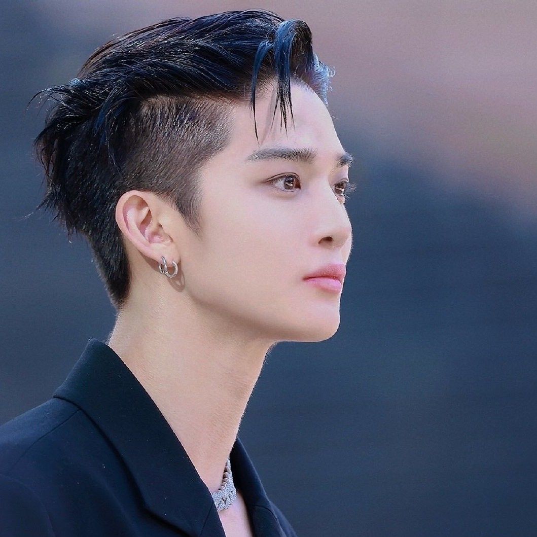 Momen yang diabadikan oleh penggemar Bae Jinyoung